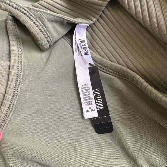 Victoria Secret Sport Olive Green Ribbed Racerback Snap Button Front Bodysuit - Picture 8 of 8